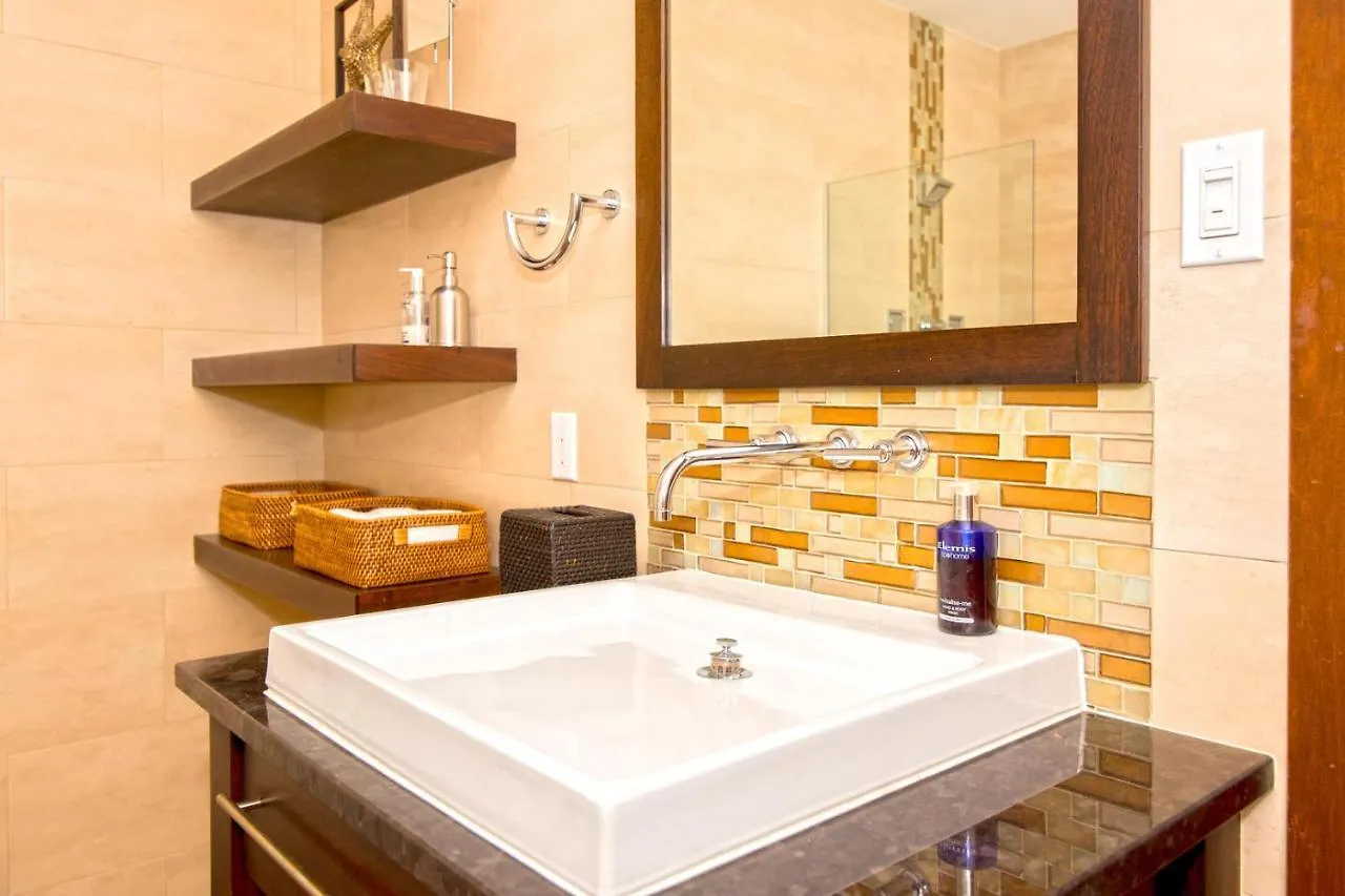 Avocado Cottage - Micro-Resort In West Bay 0*,  Cayman Islands